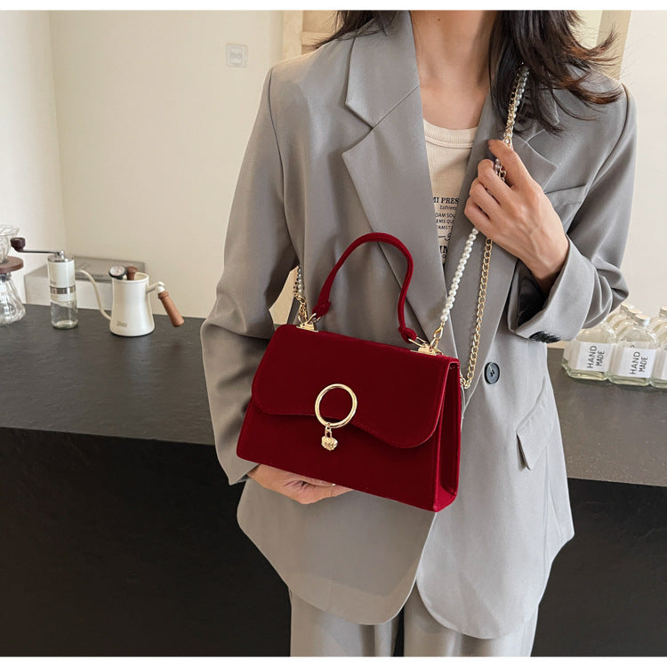 Bolso Pequeño Rojo de Boda con Cadena - Bandolera Nupcial Retro 2025