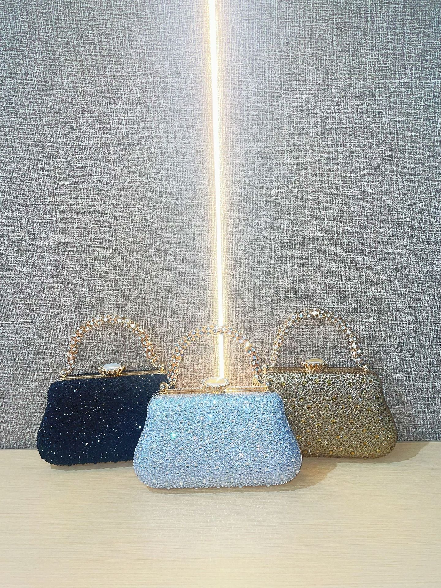 Bolso de Noche con Diamantes - Clutch Elegante para Gala y Banquete