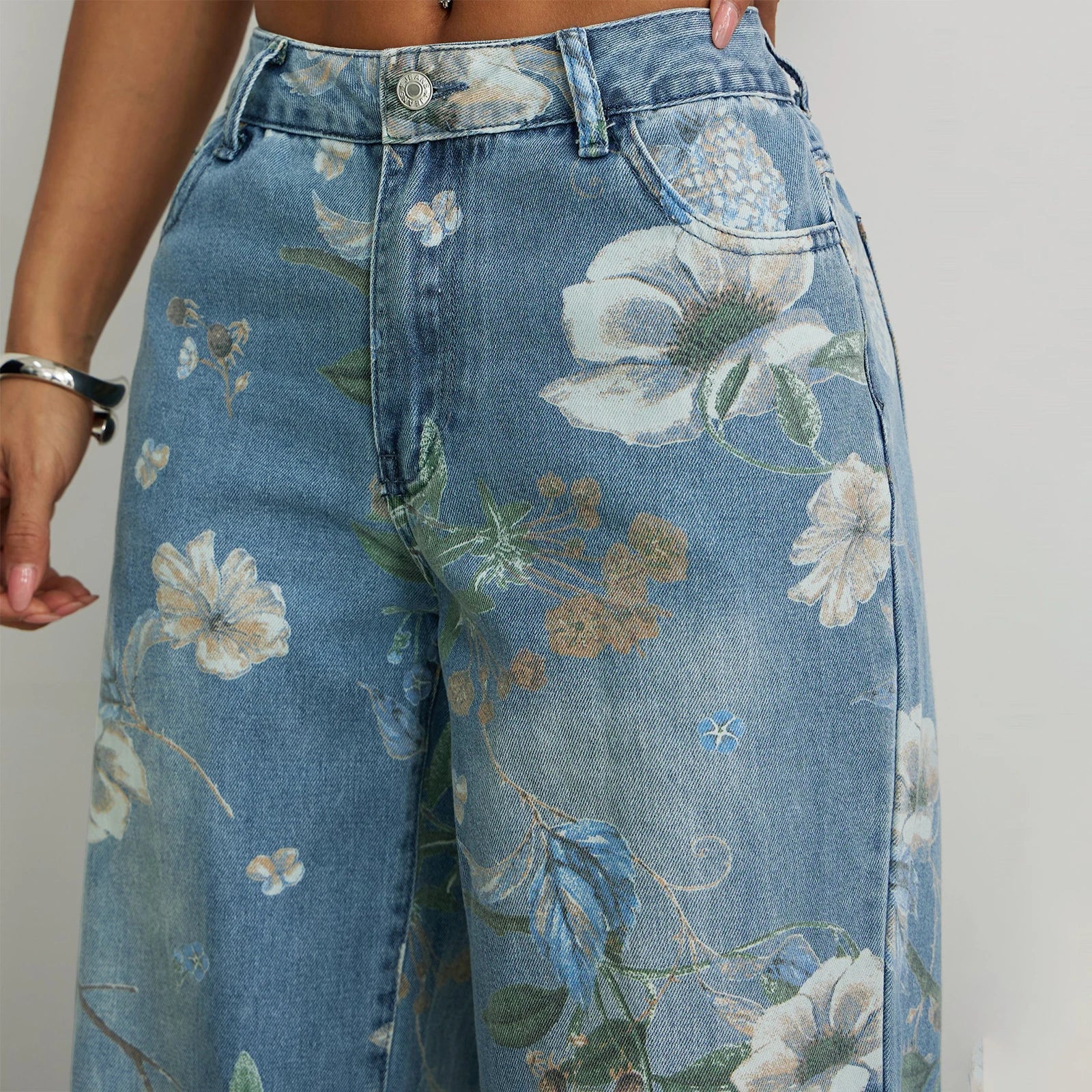Jeans Floral Bordado Wide Leg — Ligeros Cintura Media Mujer